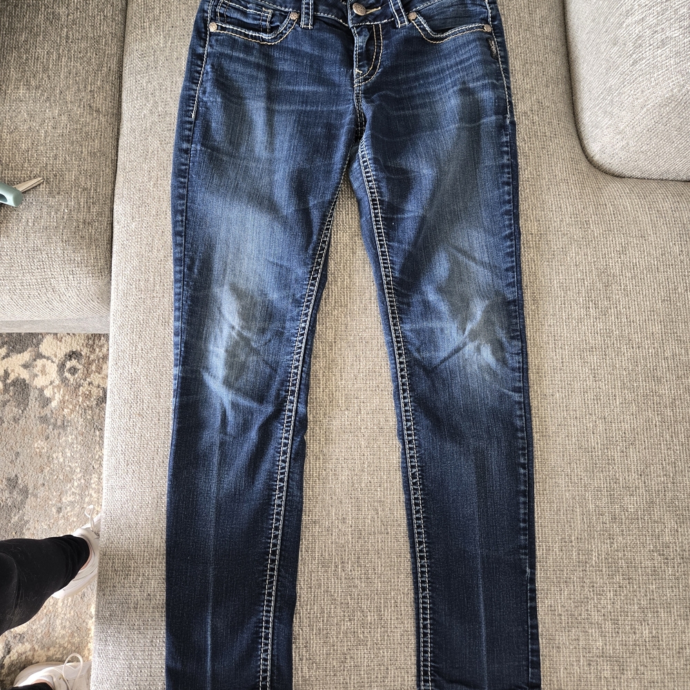 SILVER Suki Mid Rise Skinny Women's Jeans